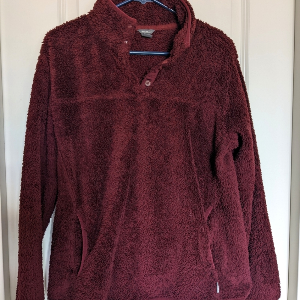 Eddie Bauer Plush 1/4 snap crew neck